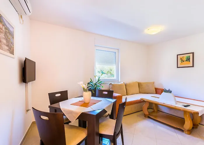 Boro - A6 Second Floor - Mpolo * Medulin