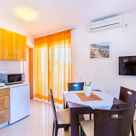 Apartment Boro - A6 Second Floor - Mpolo *