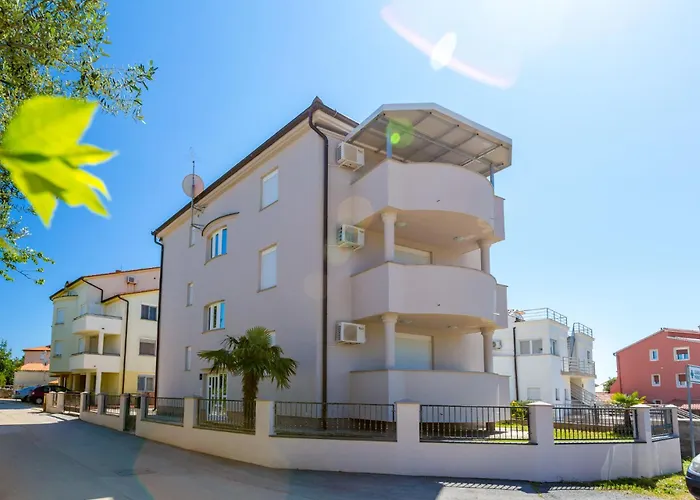 Boro - A6 Second Floor - Mpolo Medulin